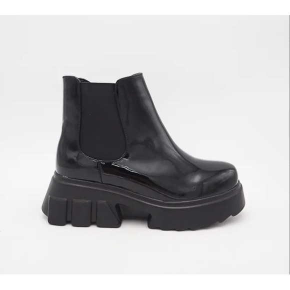 #47 Maxine Chelsea Chunky Heel Low Boots - Picture 3 of 8